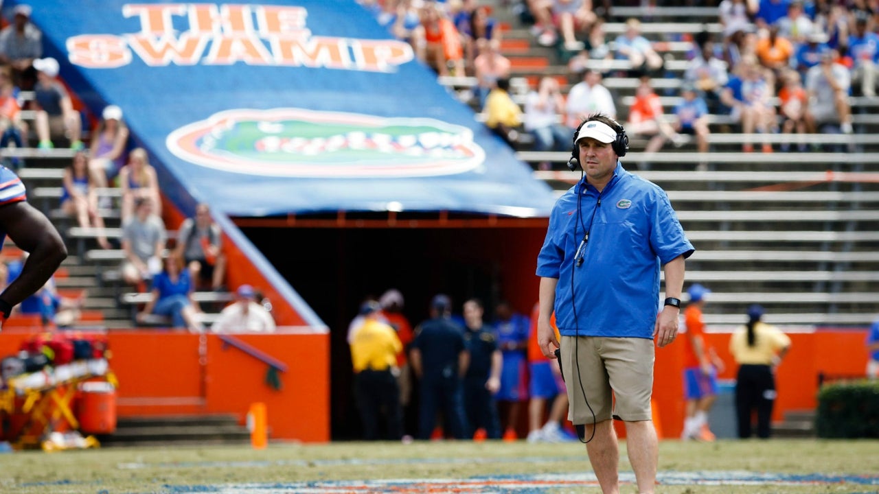 Gators coach Will Muschamp makes special delivery to Gainesville couple